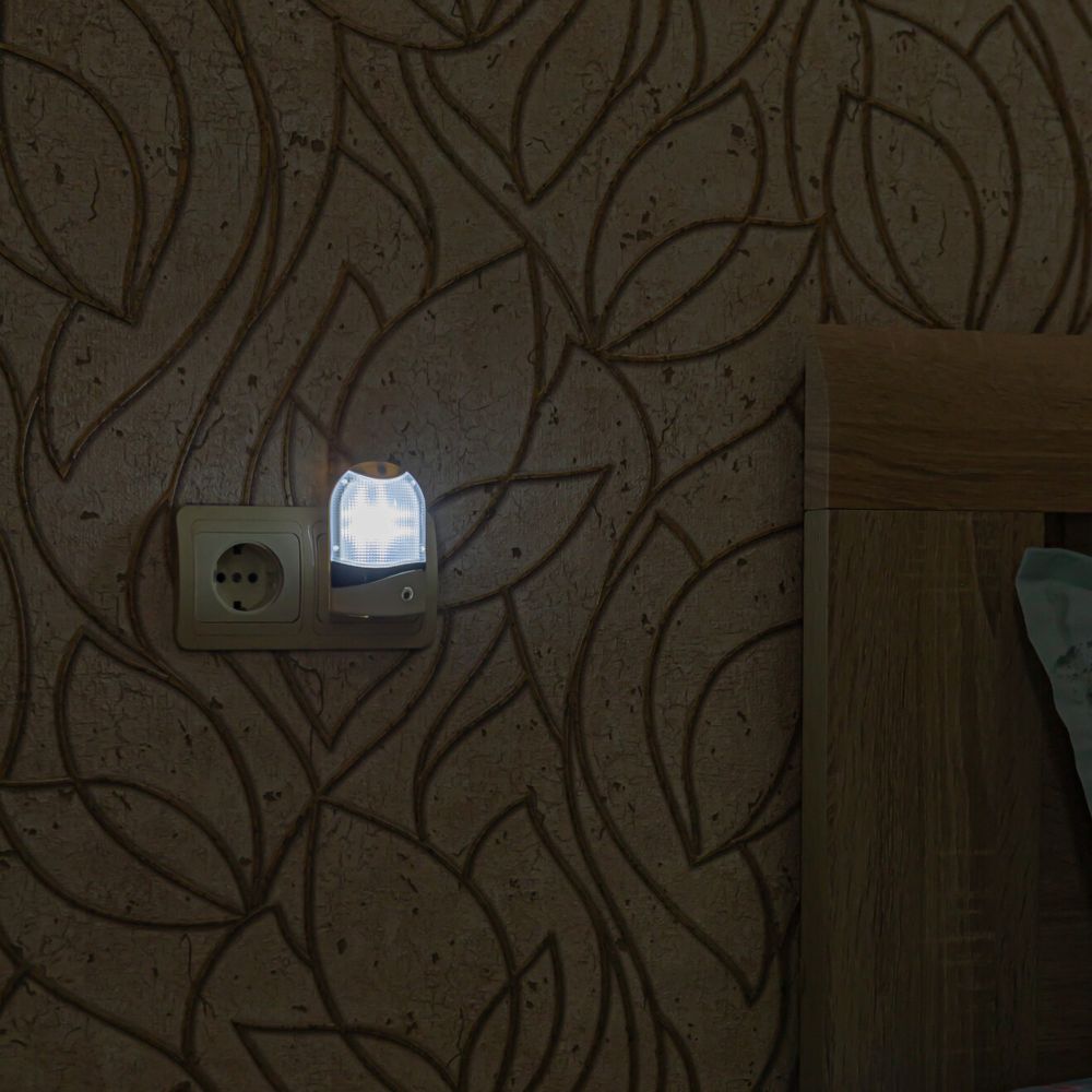 DTL-310-Селена-White-4LED-0.5W Светильник-ночник. С фотосенсором день-ночь. Блистер