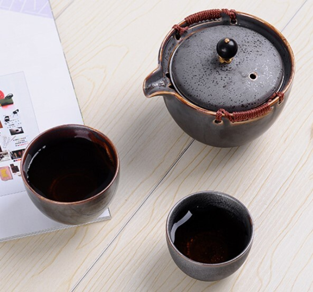 268124.2 Сервиз ДОРОЖНЫЙ "Каменный"  чайник 180мл, 2 пиалы, сито в дор.сумке, керамика графитовый