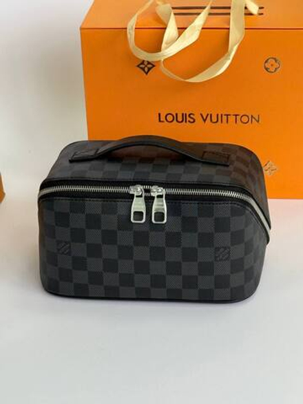 Несессер Louis Vuitton