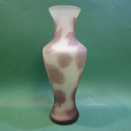 Подписная авторская ваза в стиле Галле