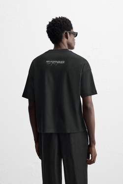 ZARA ФУТБОЛКА С АКВАРЕЛЬНЫМ ПРИНТОМ, ЧЕРНЫЙ