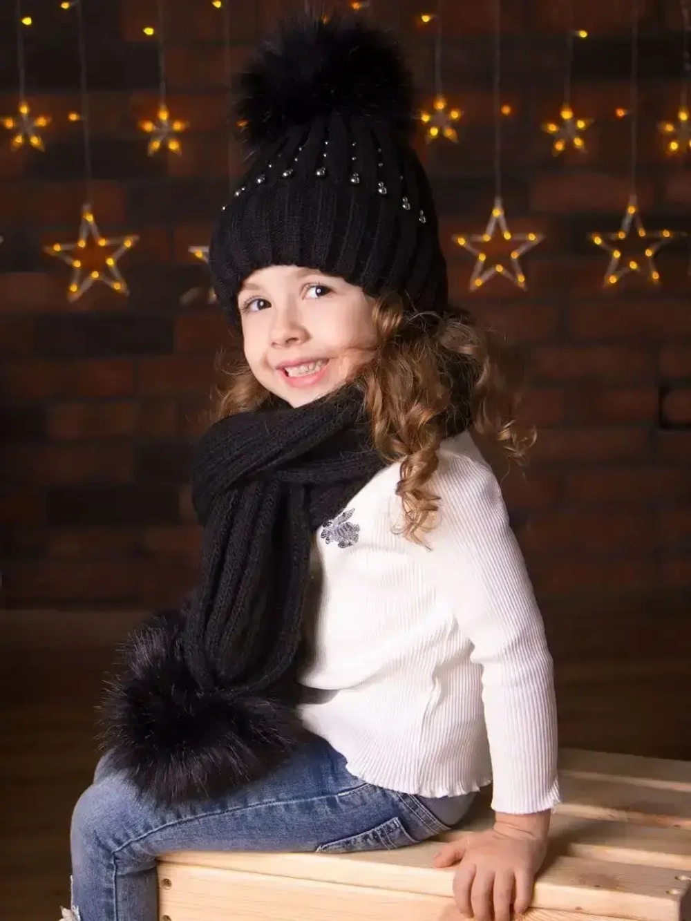 Шапка для девочки зимняя вязаная и шарф