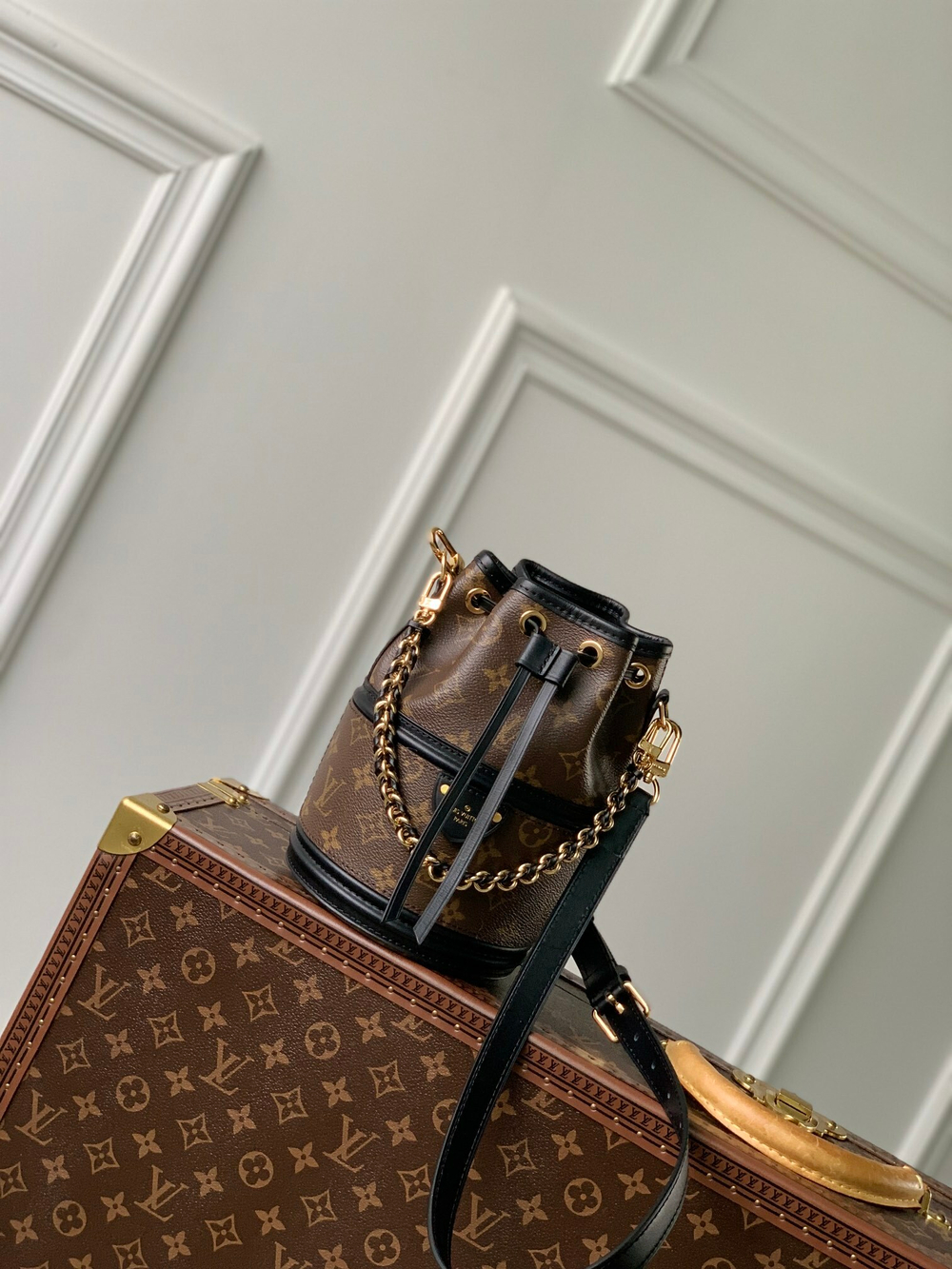 Louis Vuitton Canoe