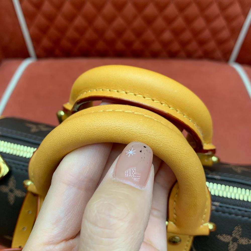 Louis Vuitton Keepall 25