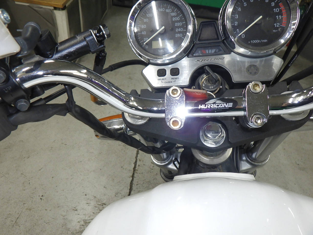 Yamaha XJR1300 2000
