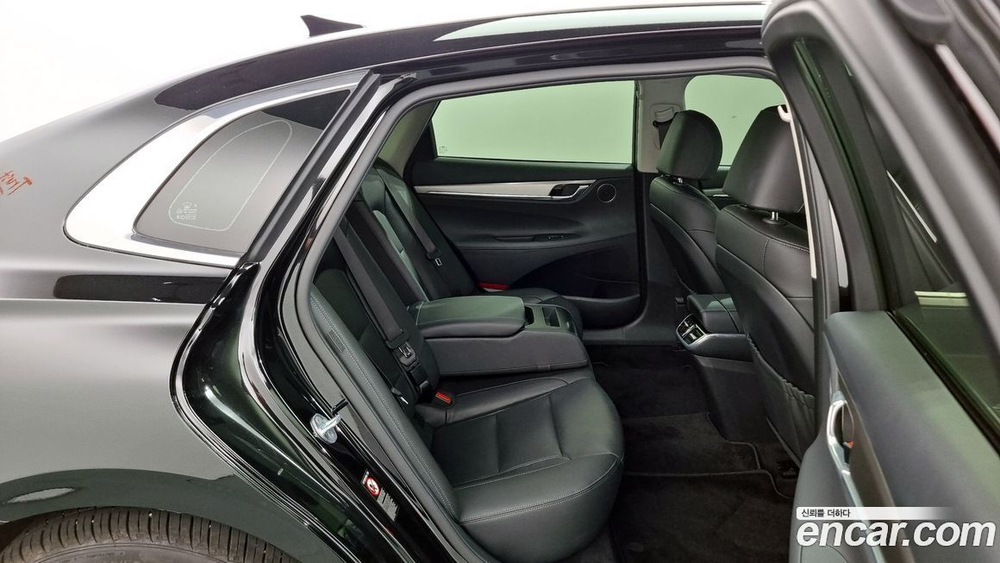Hyundai The New Grandeur (Azera) IG Hybrid LeBlanc (05.2022)