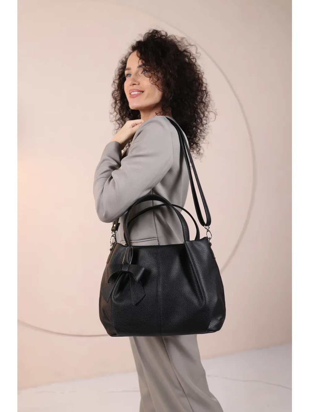 Сумка через плечо классическая