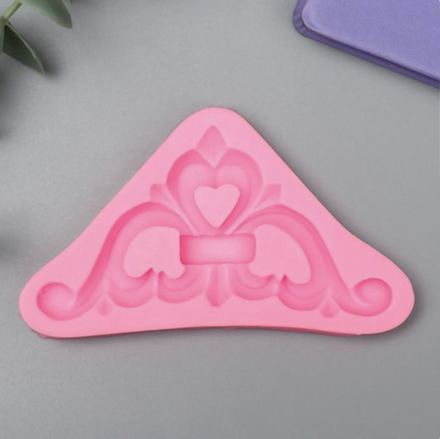 Молд силиконовый "Узор - уголок с сердцем"  (Входит в набор "Лепнина 2")