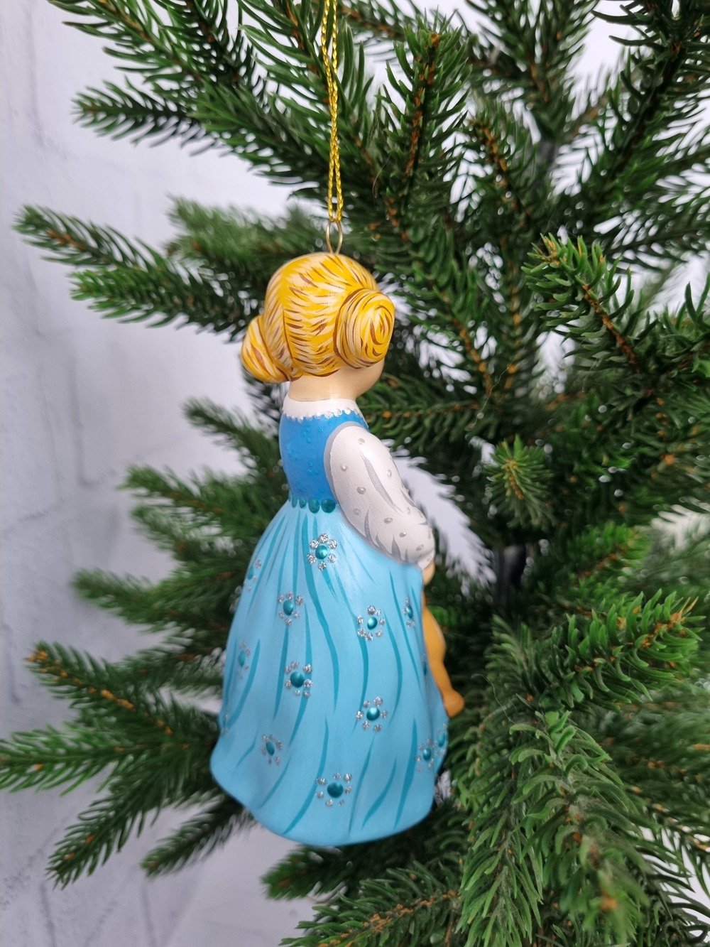 Девочка с мишкой ёлочная игрушка из фарфора