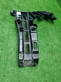 Кронштейн бампера левый Mercedes S W223 (20-нв)