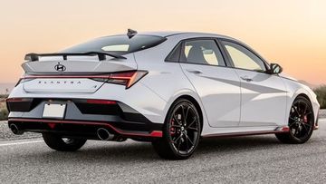 Спойлер N Line Style Hyundai Elantra 2020+ чёрный глянец