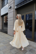 Платье плиссированное с воланами