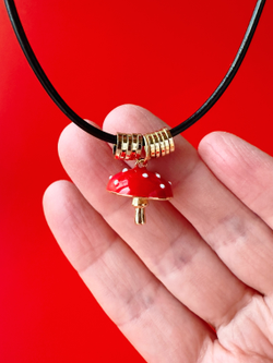 Кожаный шнурок Мухомор