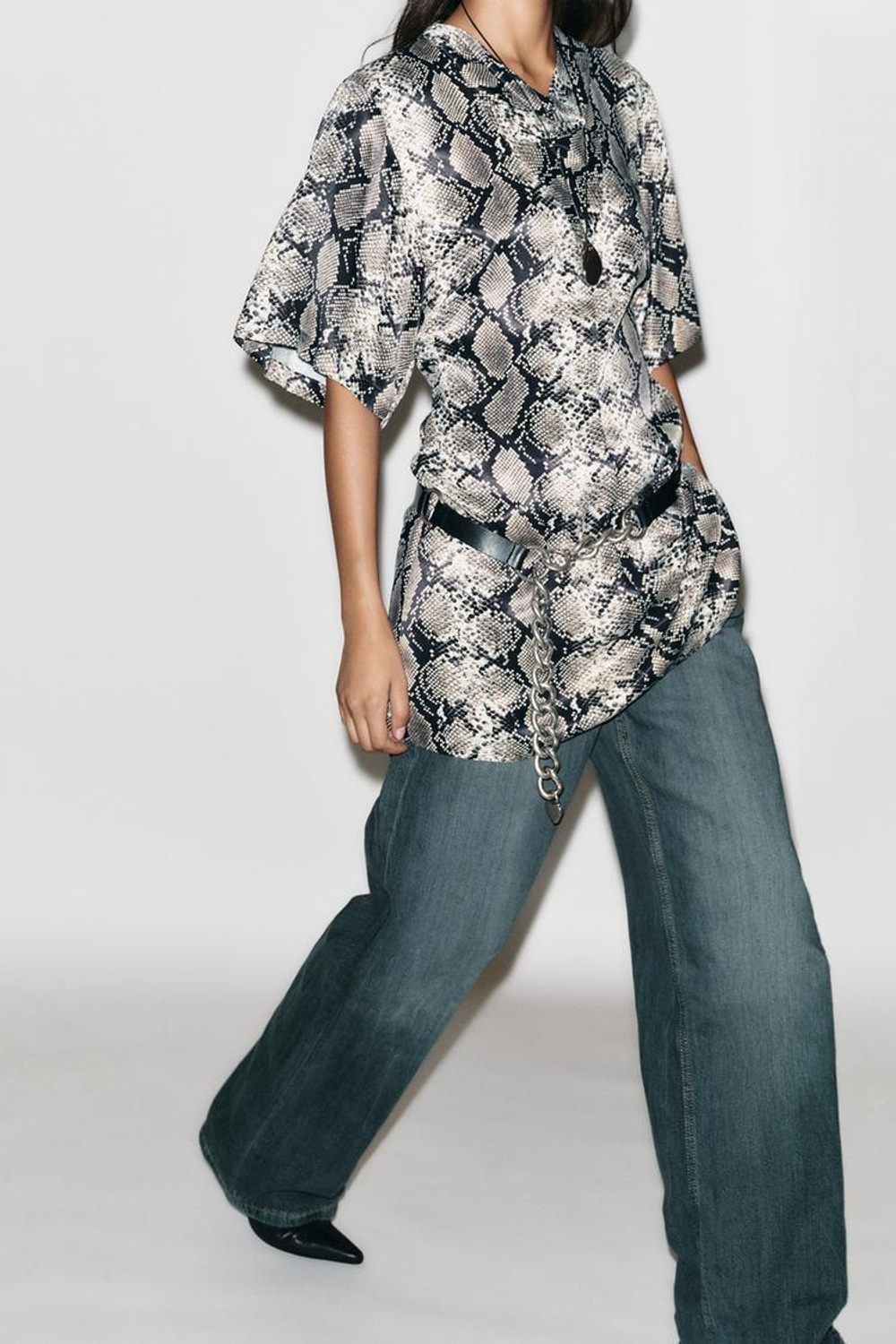 ZARA МИНИ-ПЛАТЬЕ С АНИМАЛИСТИЧЕСКИМ ПРИНТОМ, ЗМЕИНЫЙ ПРИНТ