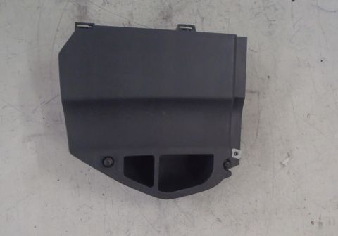 Накладка на торпедо справа МАН ТГА 81617010156 б.у.