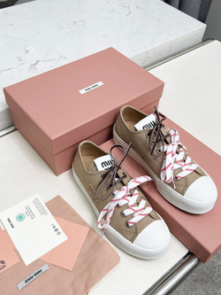 Miu Miu Sneakers
