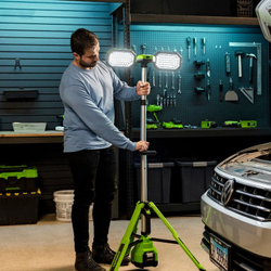 Мачта осветительная аккумуляторная Greenworks, Арт.3503207, 24V /110-240V, 3000 лм