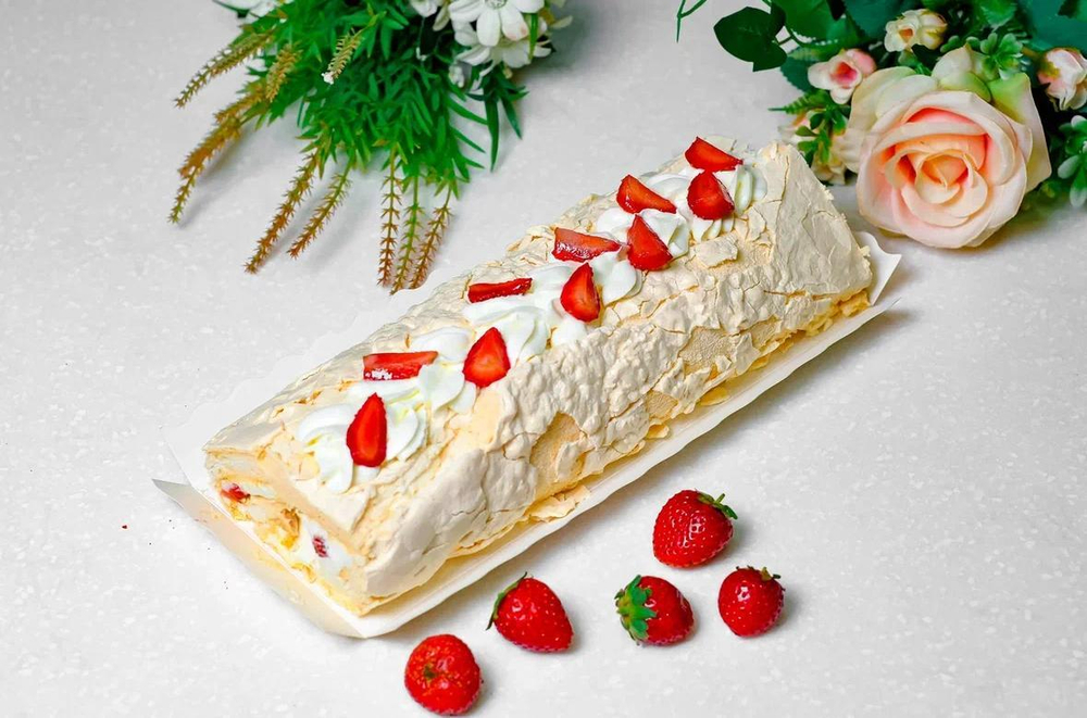 Меренговый рулет
