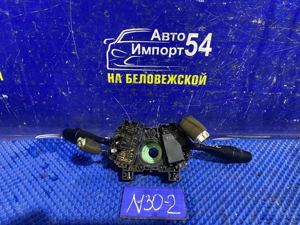 Переключатель подрулевой NISSAN R'NESSA 1997