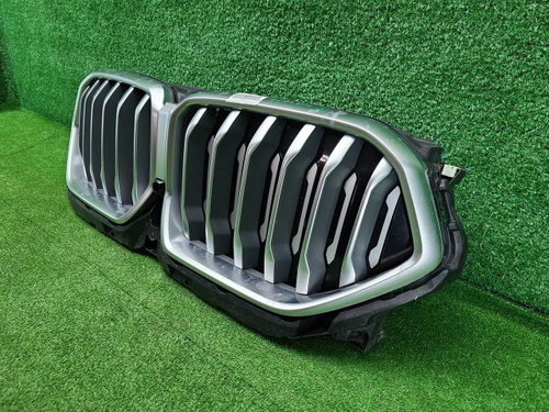 Решетка радиатора BMW X6 G06 (2019-2023)