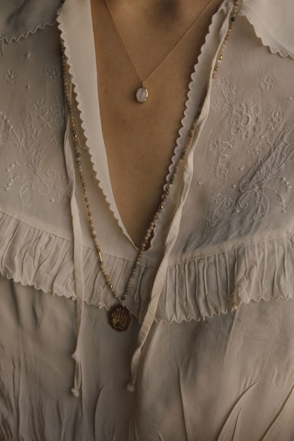 Подвеска с лунным камнем