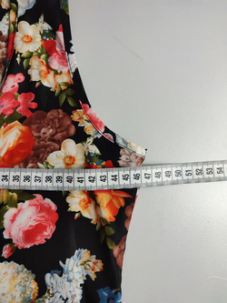 Топ Liva Girl с цветами 44 размер