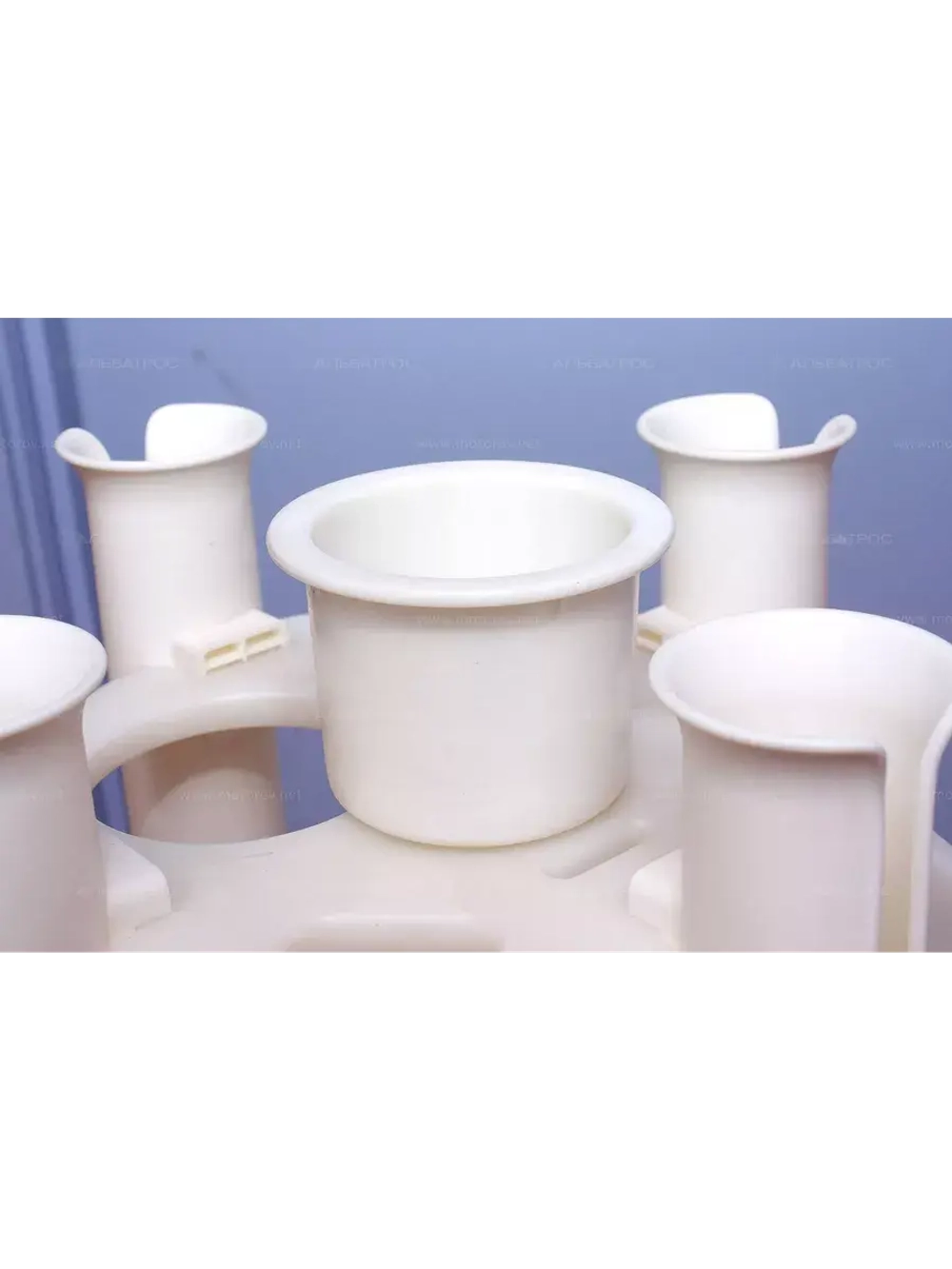 Универсальный держатель 4-х удилищ и акссесуаров (RS602)