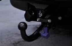 Фаркоп Brink (Thule) 402800 для Land Rover Range Rover 2002-2005(паспорт и сертификат в комплекте)(без электрики)