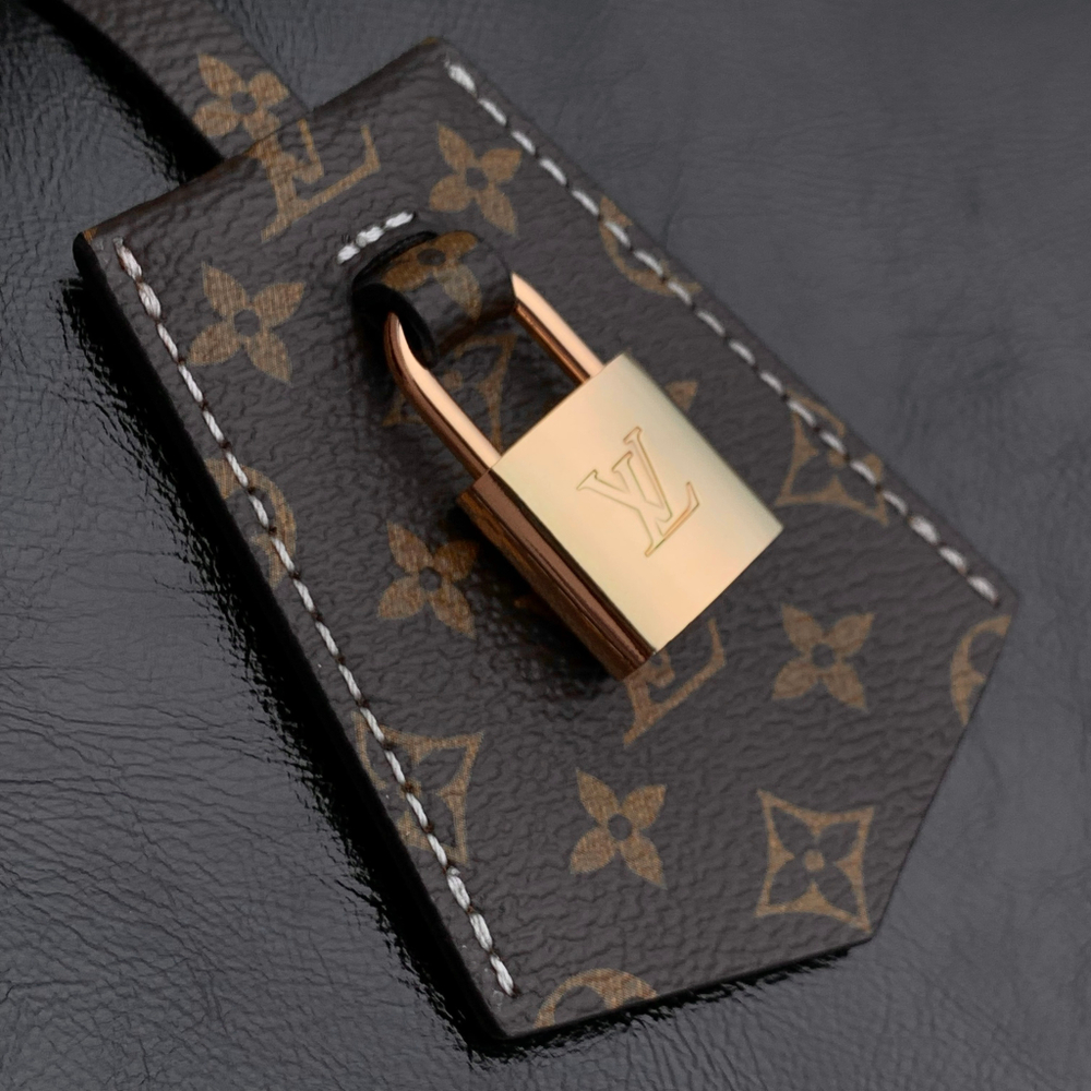 Louis Vuitton Bag 40 cm