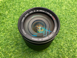 Canon EF 28-200mm 3.5-5.6 USM