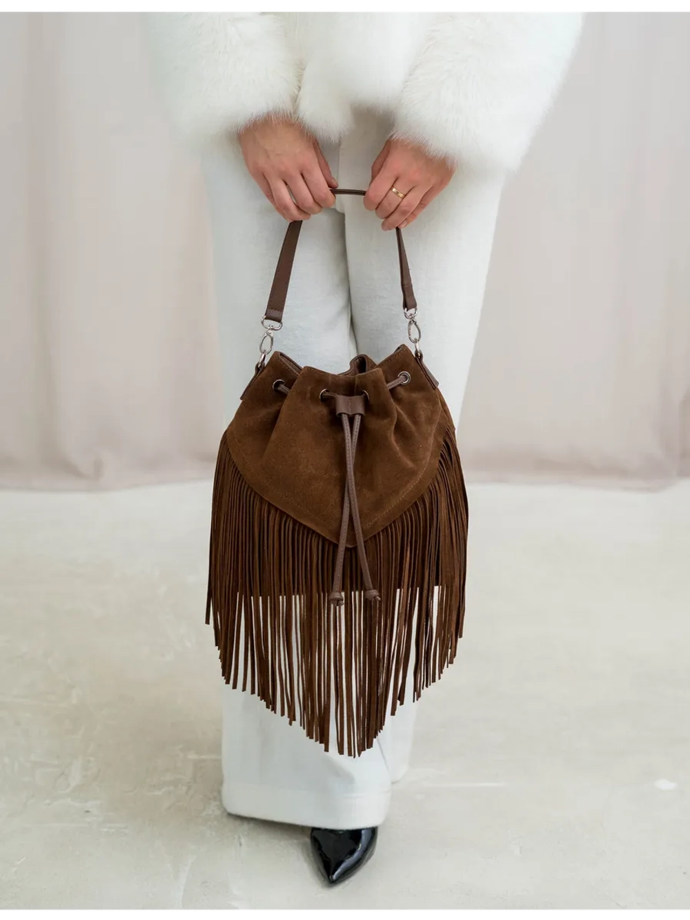 сумка через плечо тоут средняя натуральная замша