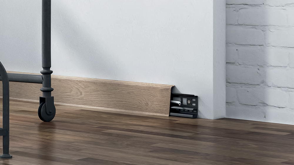 Плинтус Indo 10 дуб бурбон, 2500x70x26 мм