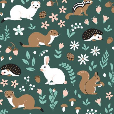 Лесные зверьки на темно-зеленом