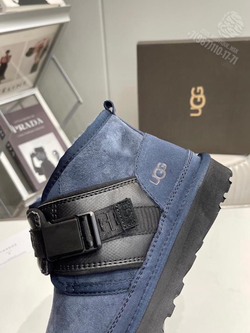 Зимние угги UGG с мехом синие