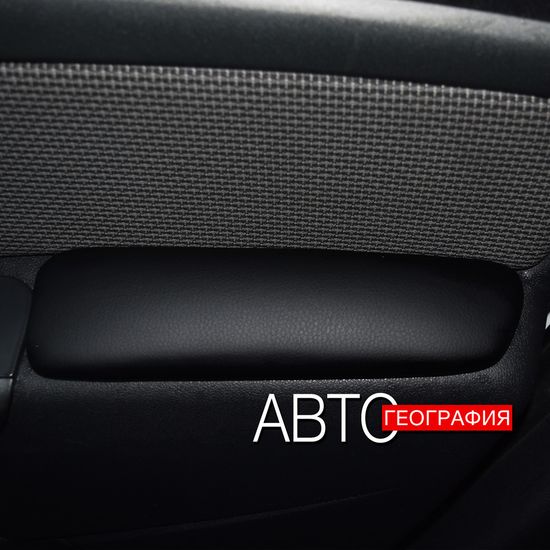 Мягкие накладки на ручки дверей Renault Duster (2010-2021) из экокожи