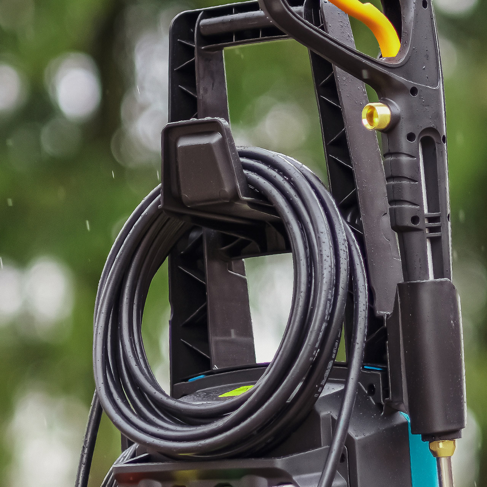 Мойка высокого давления BORT BHR-2100M