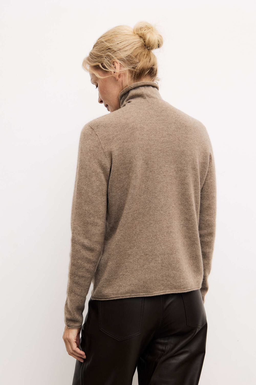 Turtleneck cappuccino color