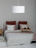 Люстра потолочная для спальни и гостиной с абажуром