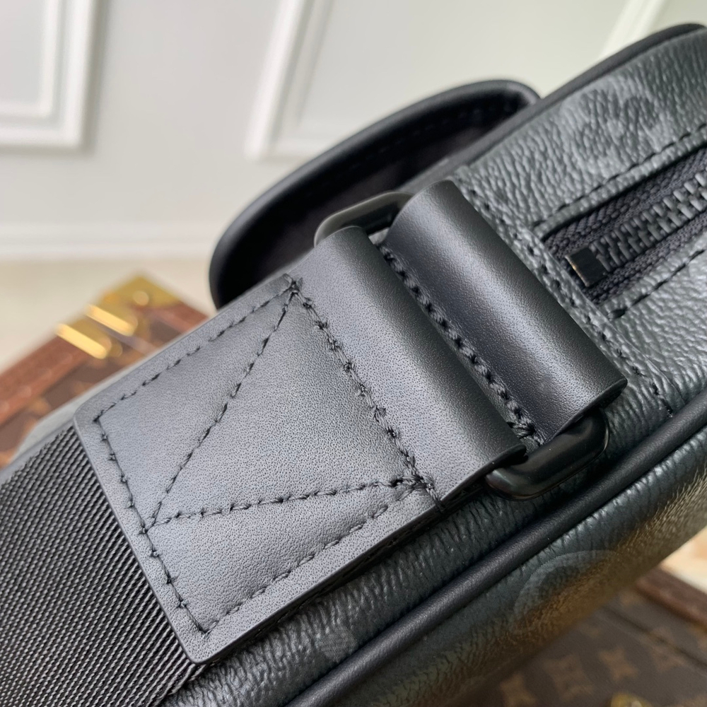 Louis Vuitton Getaway Messenger