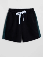 Спортивные шорты для мальчика на лето