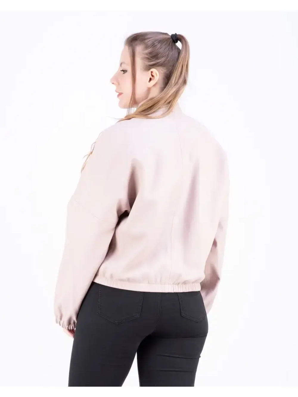 Куртка женская из натуральной кожи