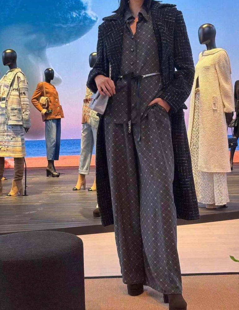 Костюм CHANEL