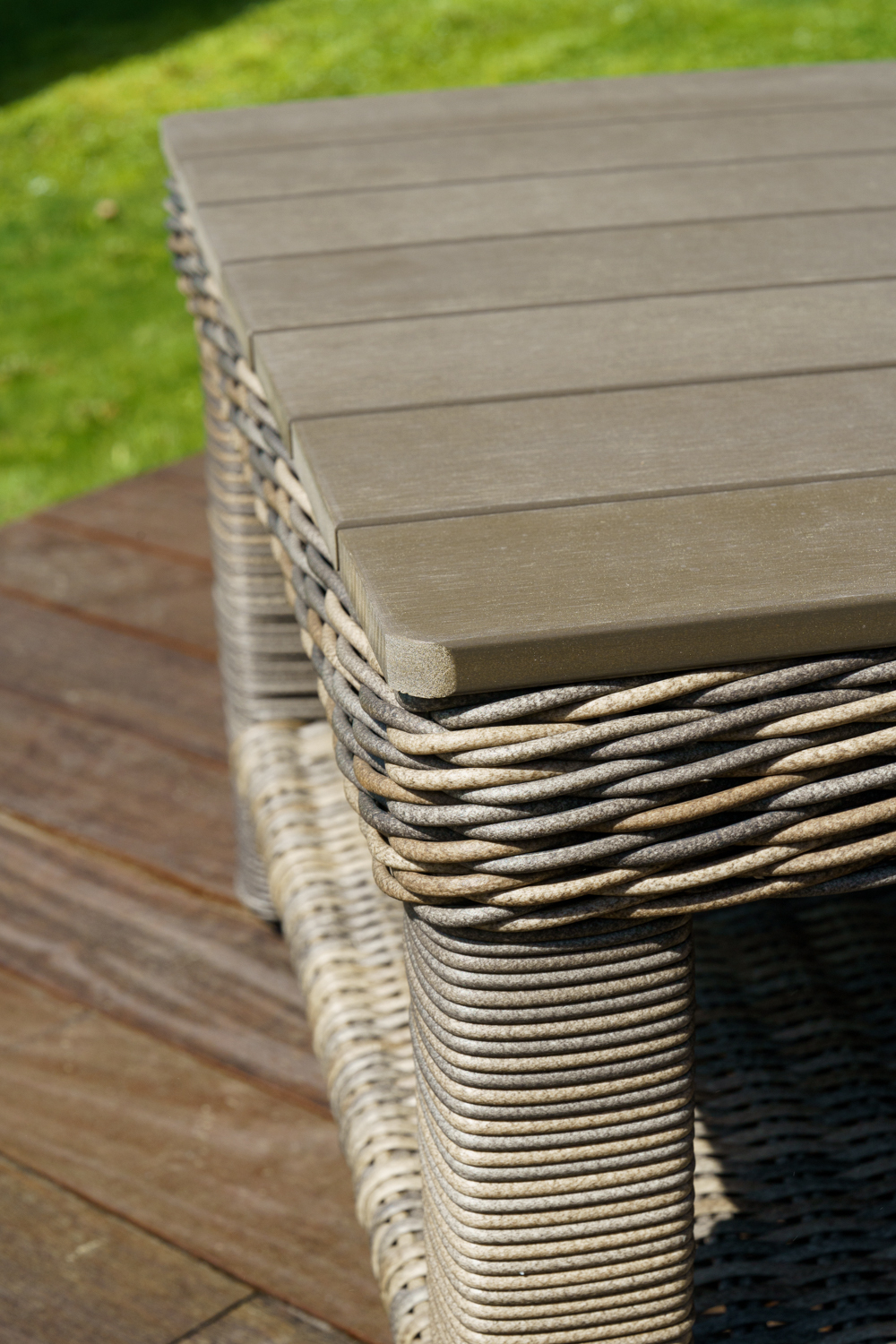 Набор мебели ВЕНЕЦИЯ из искусственного ротанга (цвет коричневый)