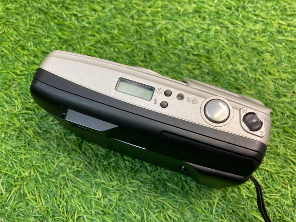 Olympus SuperZoom 70G