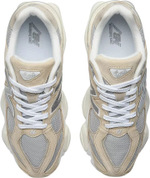 Кроссовки New Balance 9060 бежевый