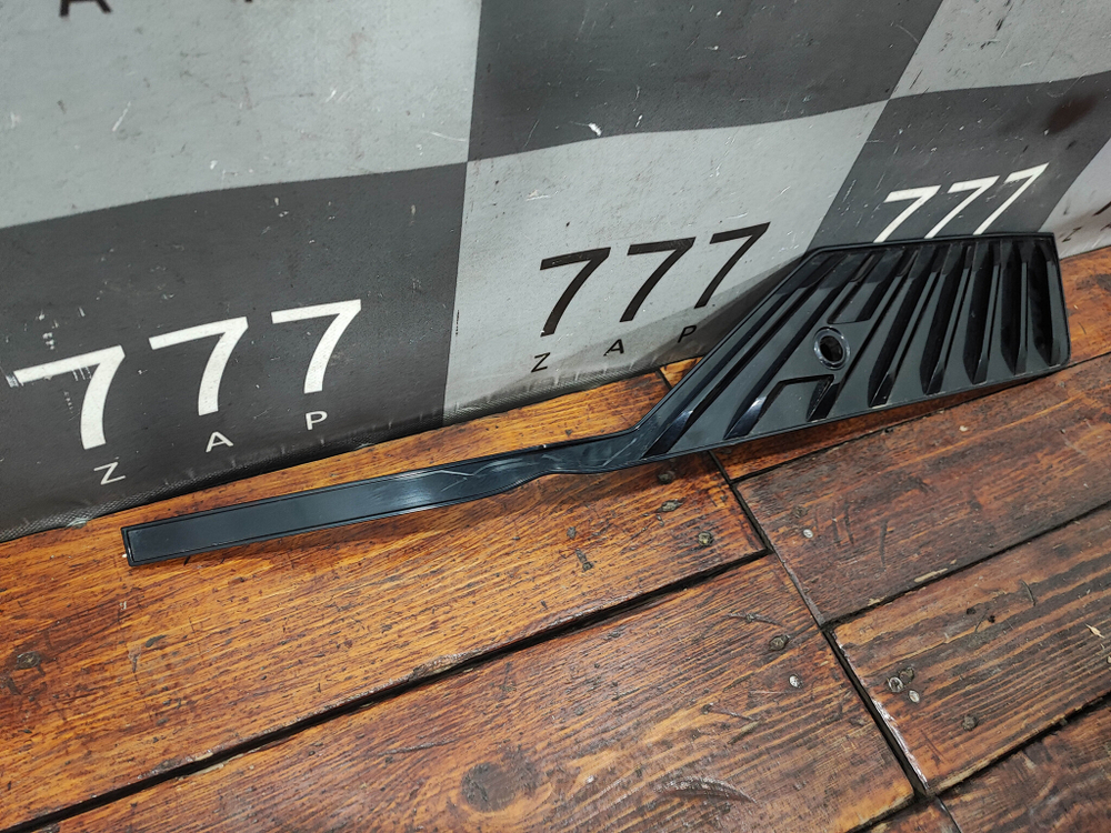 Накладка переднего бампера левая Changan UNI-K Б/У Оригинал CD569F2713012100