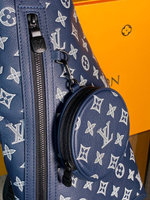 Сумка-мессенджер Louis Vuitton