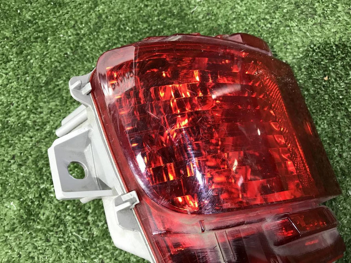 ПТФ левый Toyota Land Cruiser 200 (2015-2021)