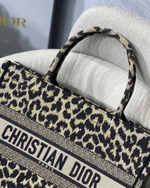 Christian Dior Book Tote 36 cm