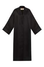 Кимоно женское с аппликацией на спинке изделия